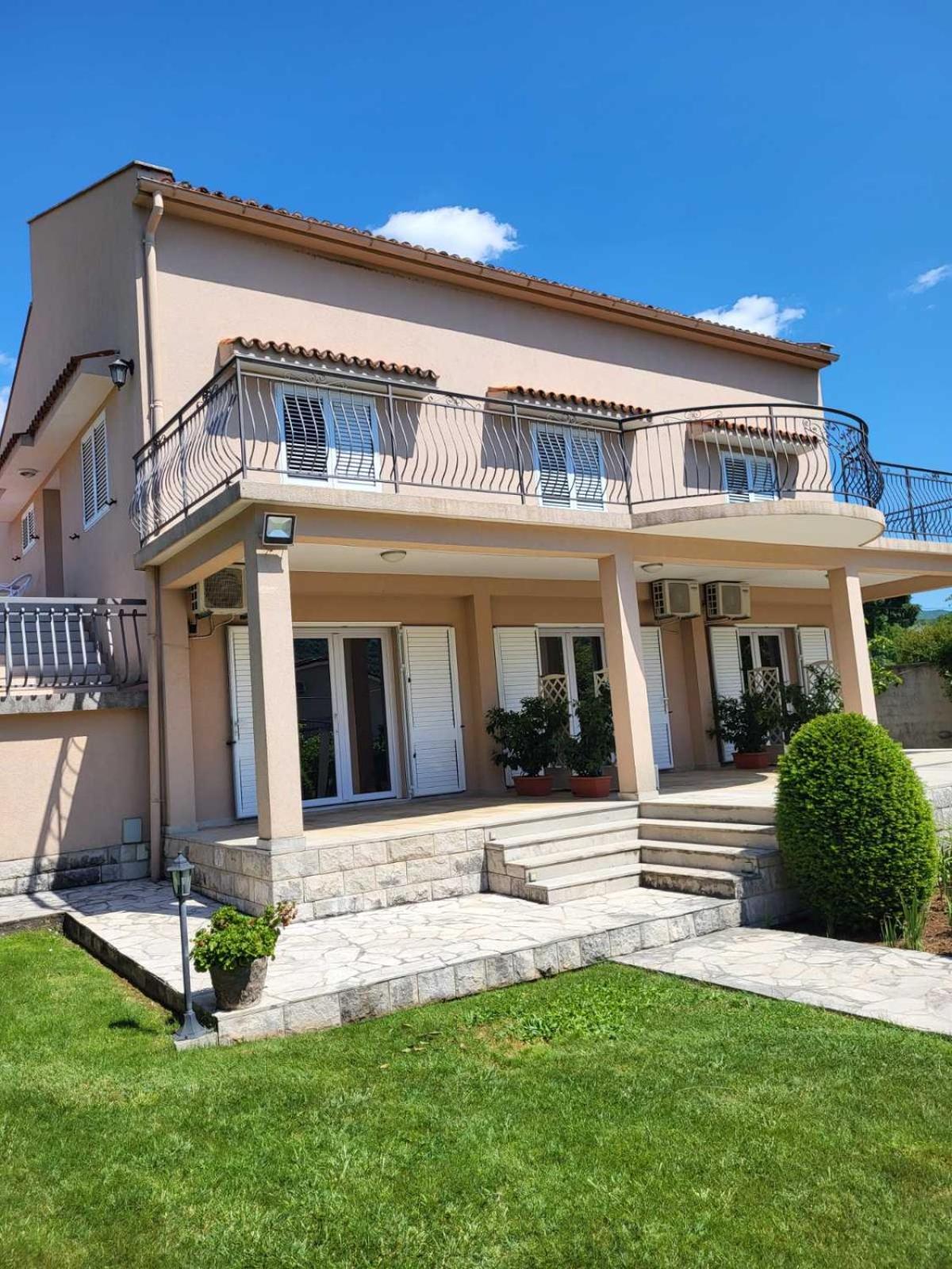 Apartments Raskovic Радановичи Экстерьер фото