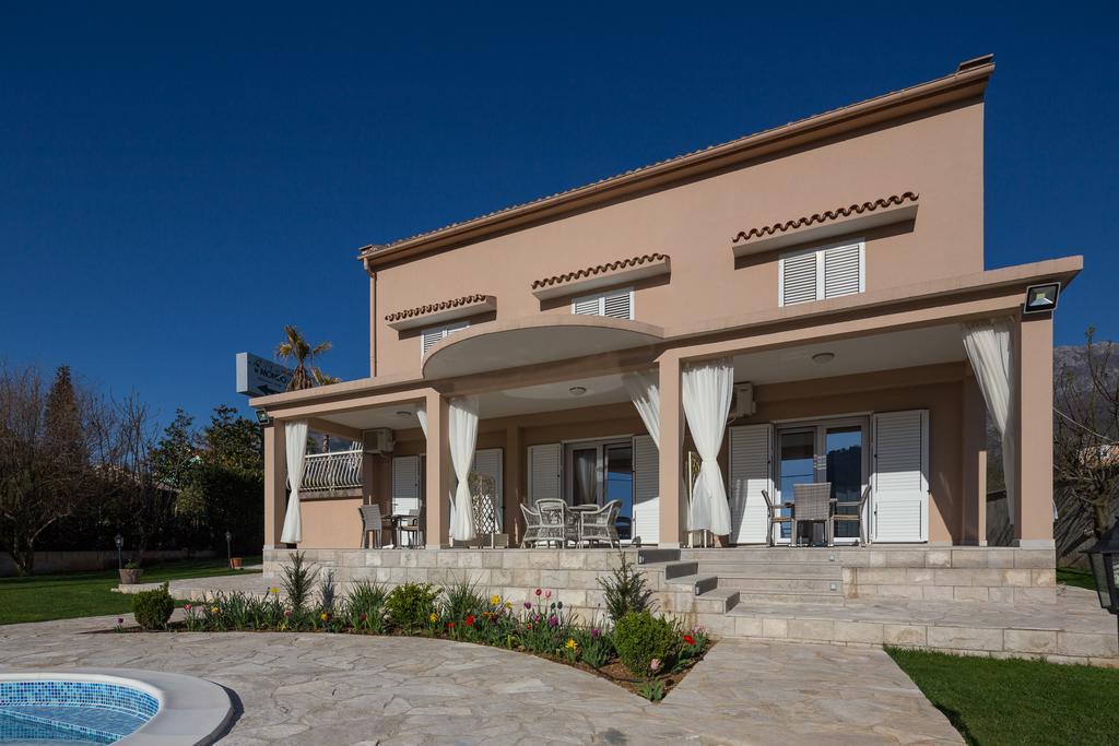 Apartments Raskovic Радановичи Экстерьер фото